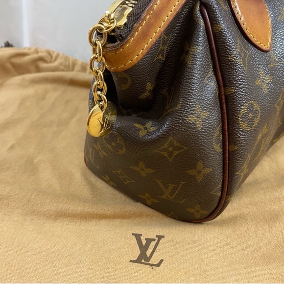 🆕🔥Louis vuitton, Tivoli PM vintage Tote Bag Great Condition👜 - Picture 4 of 14